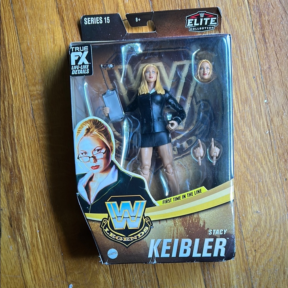 WWE Elite Collection Keibler Figure with Accessories